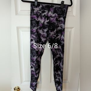 Zyia leggings